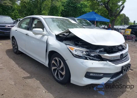 2017 Honda Accord Ex-L V6 z USA, uszkodzony, nr VIN 1HGCR3F8XHA001004